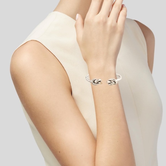 Sterling Silver Vintage Gucci Double Knot Cuff featuring 18K yellow gold accents - Picture 3 of 3